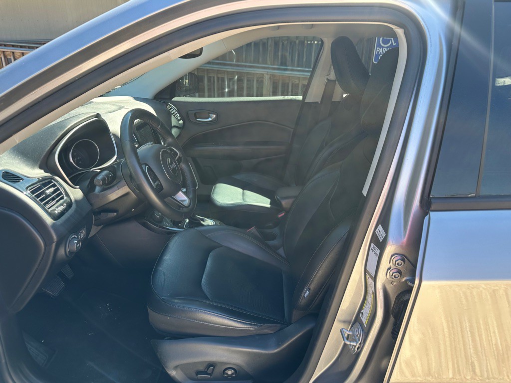 2019 Jeep Compass Image 9