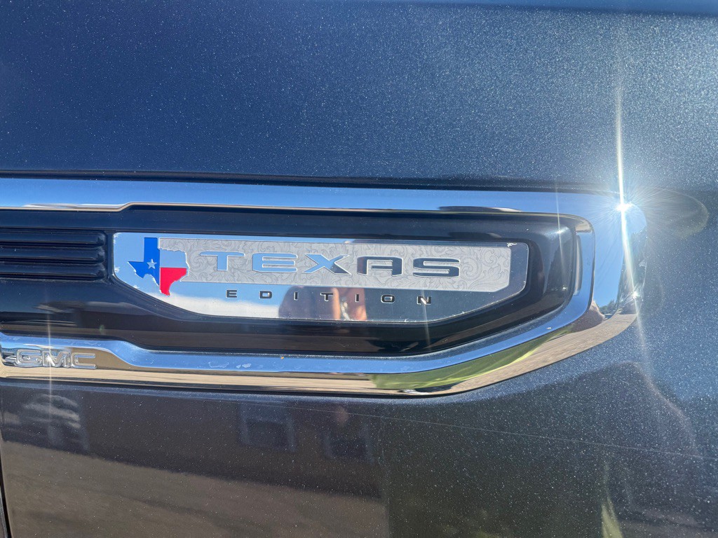 2020 GMC Sierra Image 8