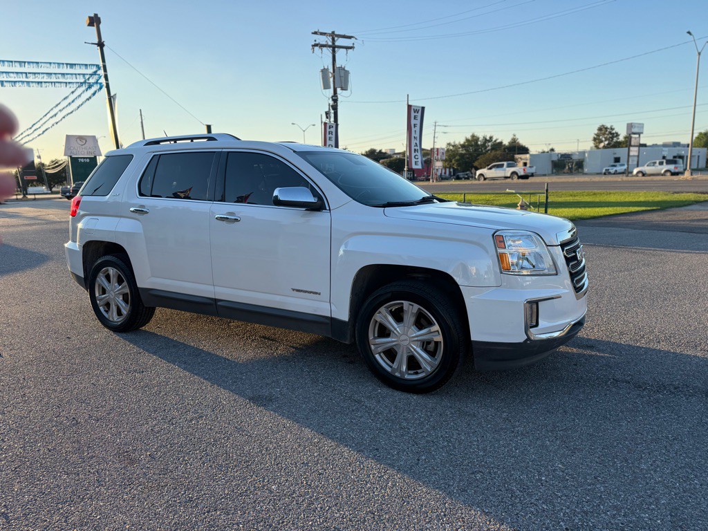 2016 GMC Terrain Image 3