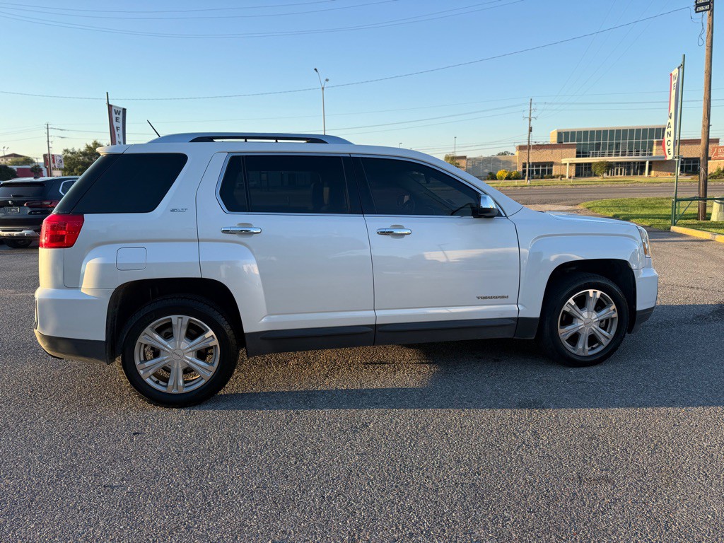 2016 GMC Terrain Image 4