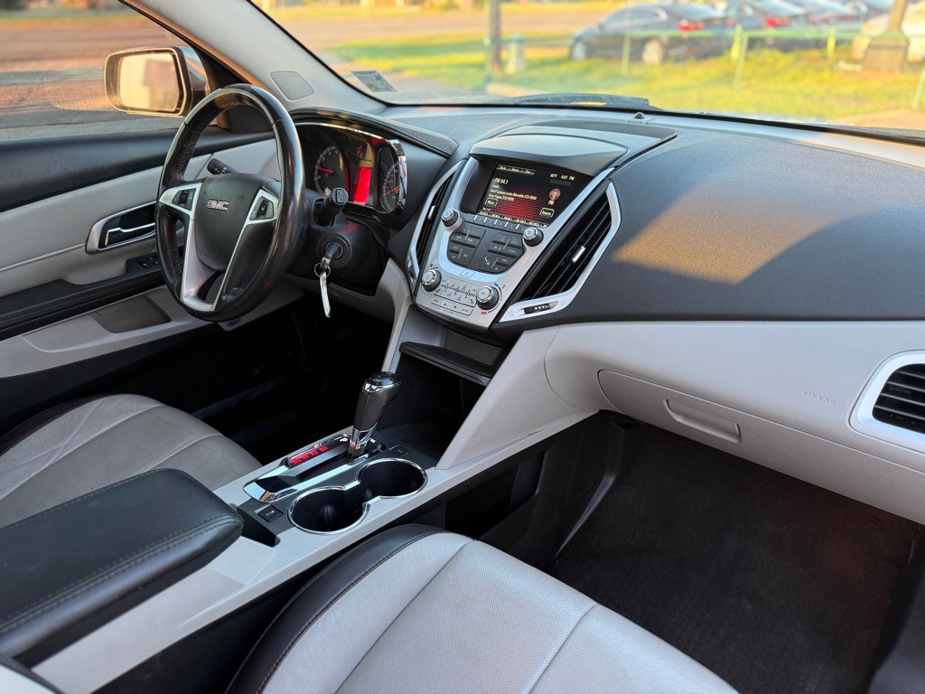 2016 GMC Terrain Image 14