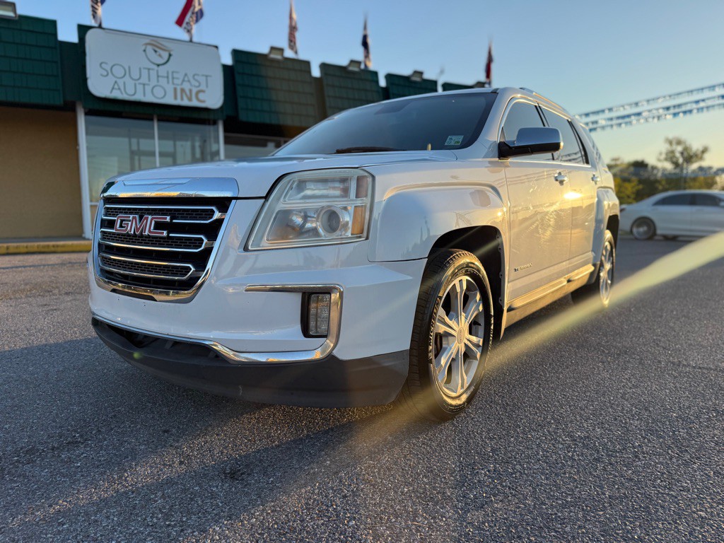 2016 GMC Terrain Image 28