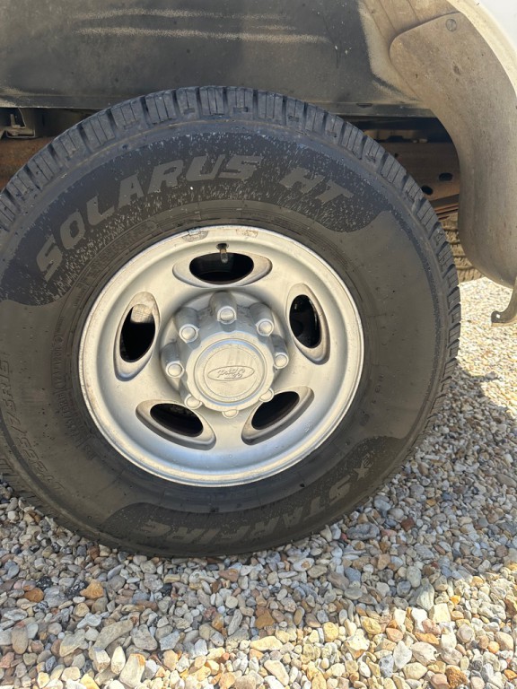 2001 Ford F-250 Image 12