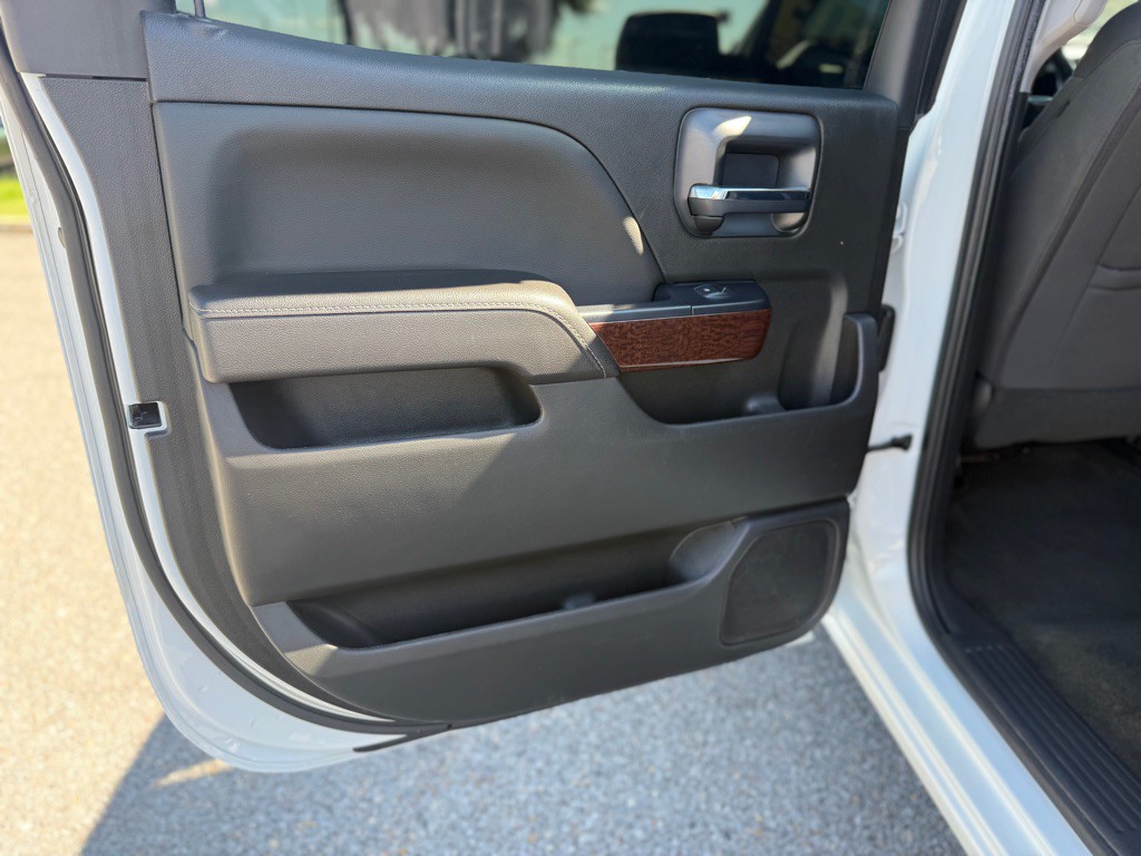 2017 GMC Sierra Image 19