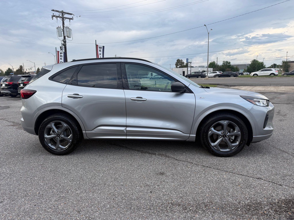 2024 Ford Escape Image 4