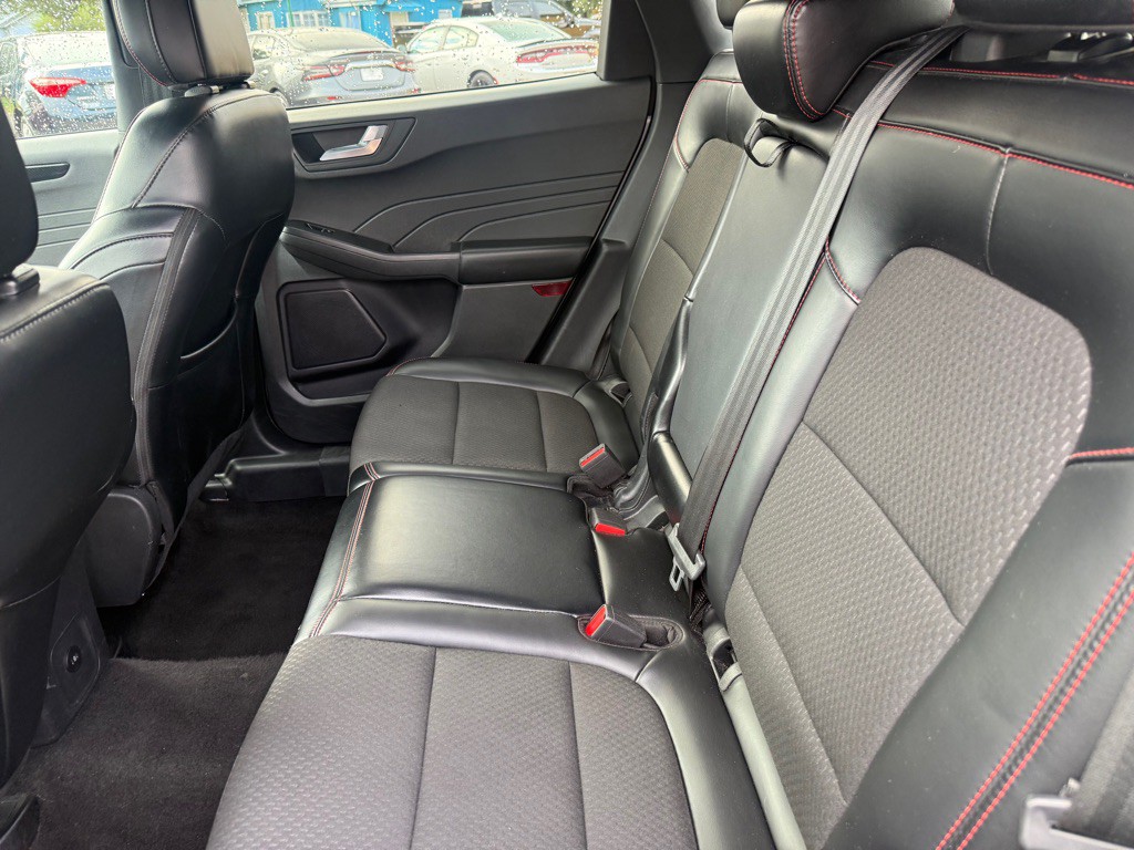 2024 Ford Escape Image 37