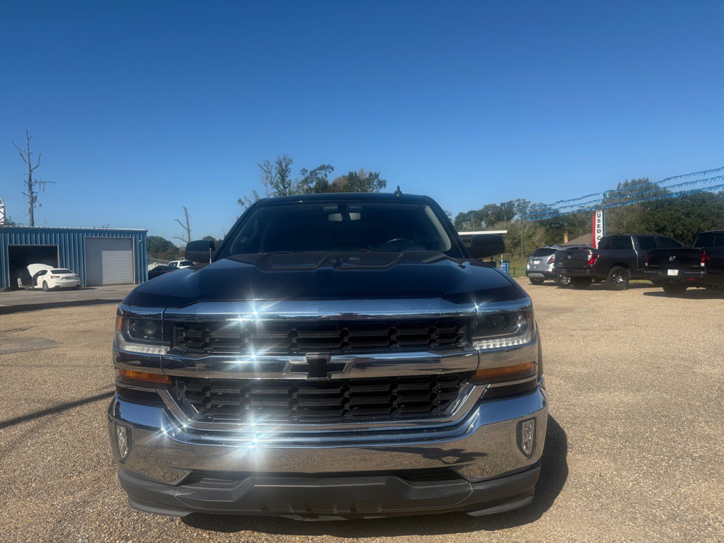 2017 Chevrolet Silverado 1500 Image 2