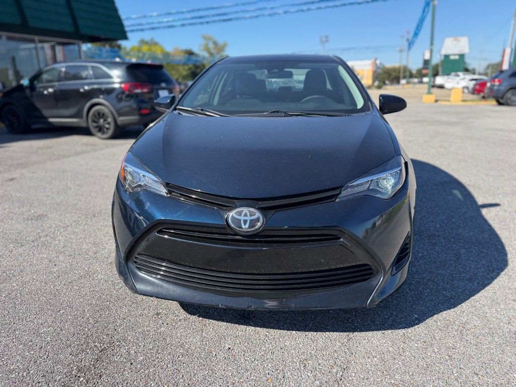 2018 Toyota Corolla Image 2