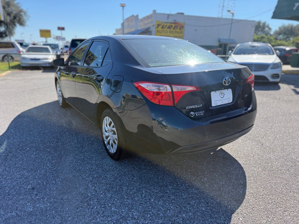 2018 Toyota Corolla Image 6