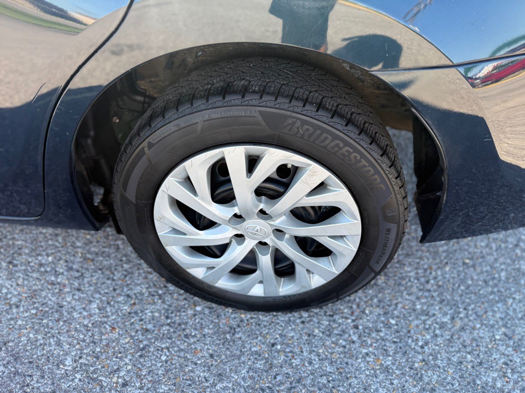 2018 Toyota Corolla Image 24