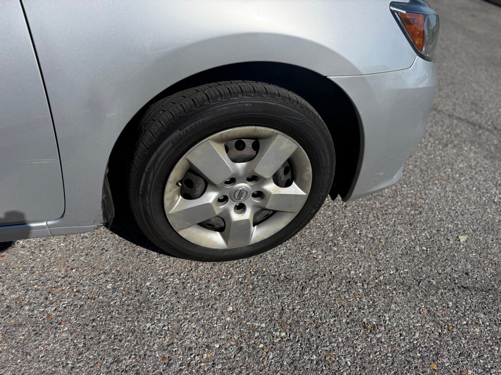 2016 Nissan Sentra Image 23