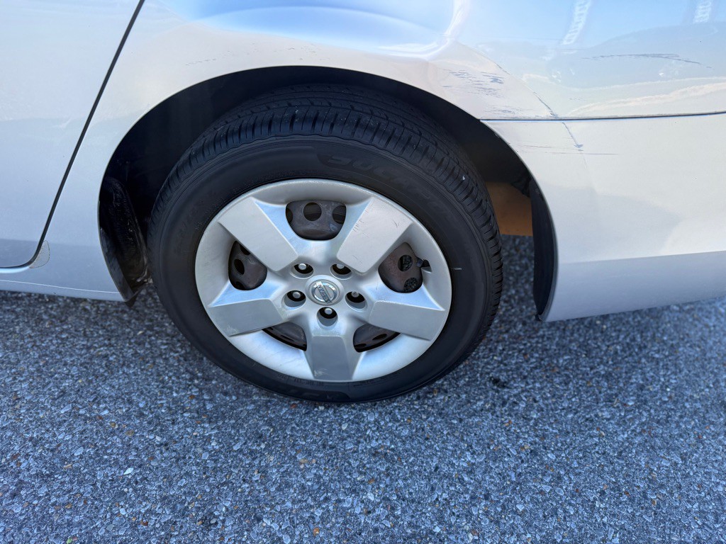 2016 Nissan Sentra Image 25