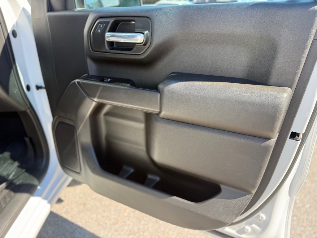 2019 Chevrolet Silverado 1500 Image 24