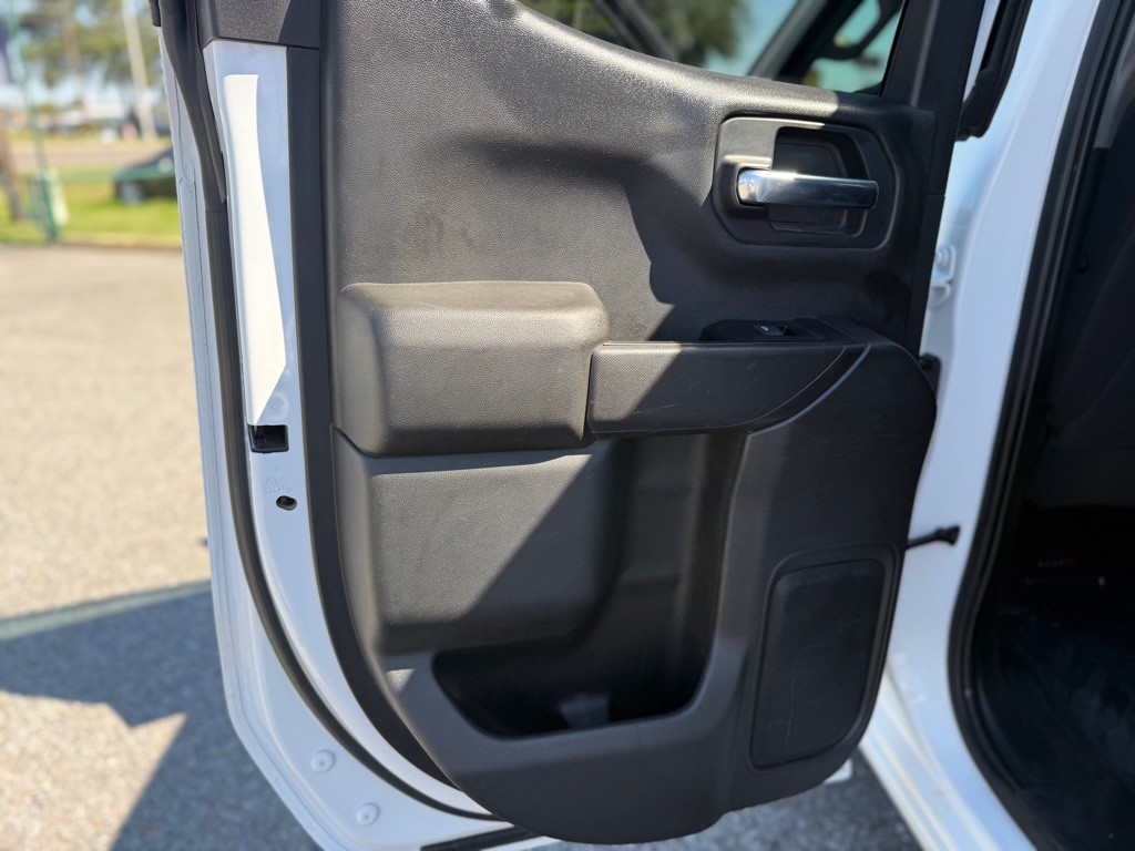 2019 Chevrolet Silverado 1500 Image 25