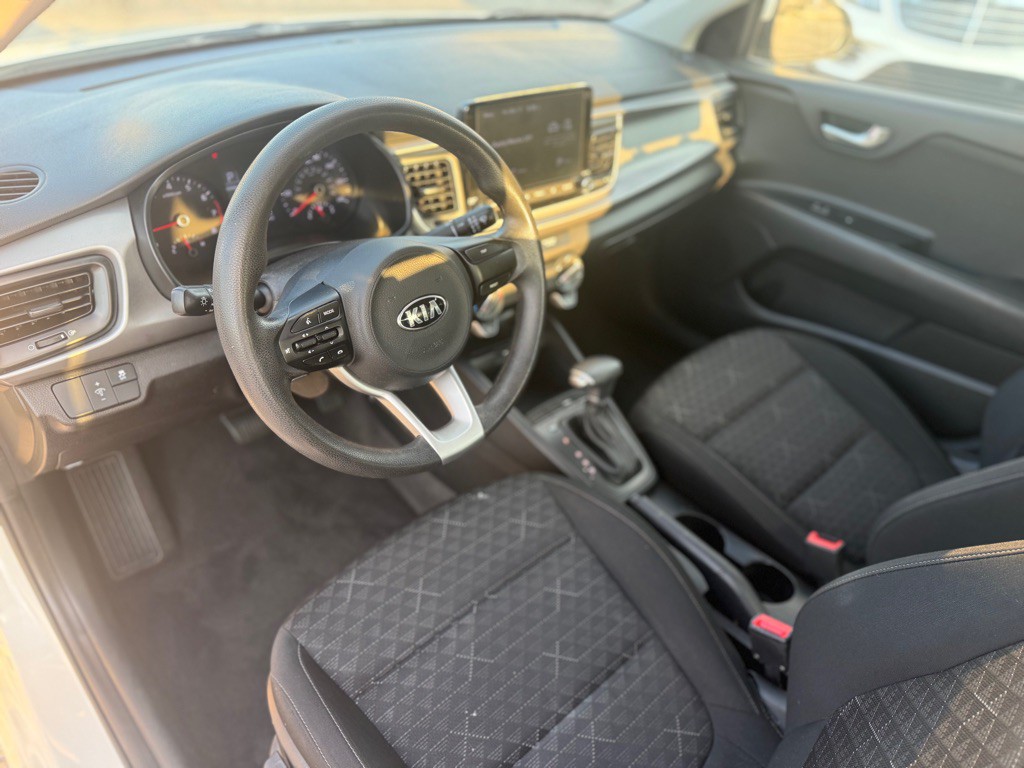 2021 Kia Rio Image 6