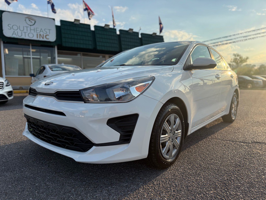 2021 Kia Rio Image 23