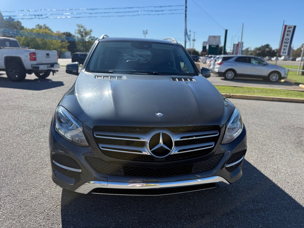 2016 Mercedes-Benz GLE-Class Image 2