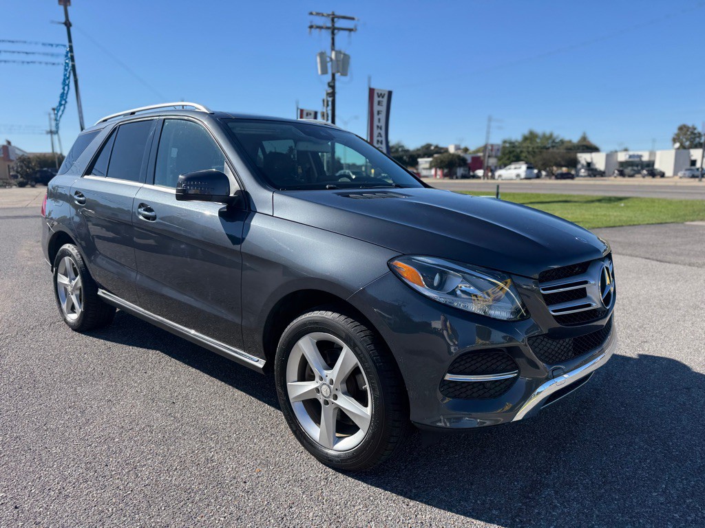2016 Mercedes-Benz GLE-Class Image 3