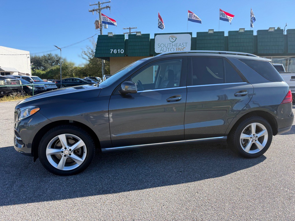 2016 Mercedes-Benz GLE-Class Image 6