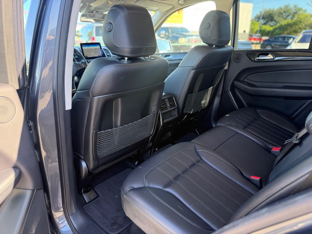 2016 Mercedes-Benz GLE-Class Image 10