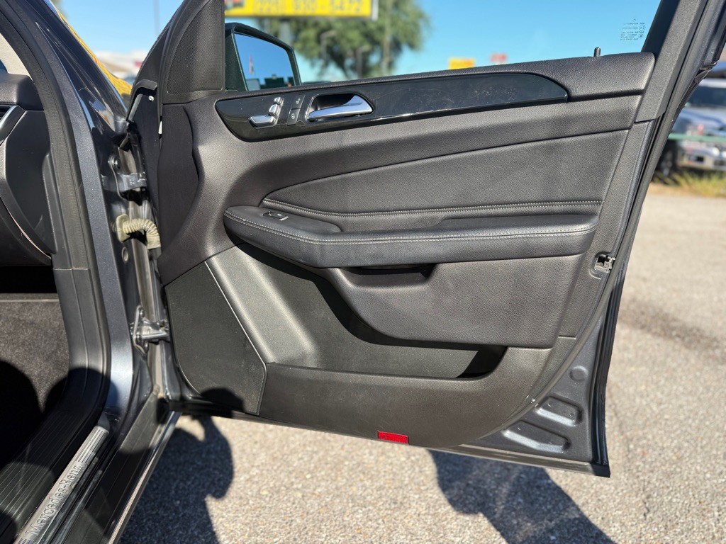 2016 Mercedes-Benz GLE-Class Image 17