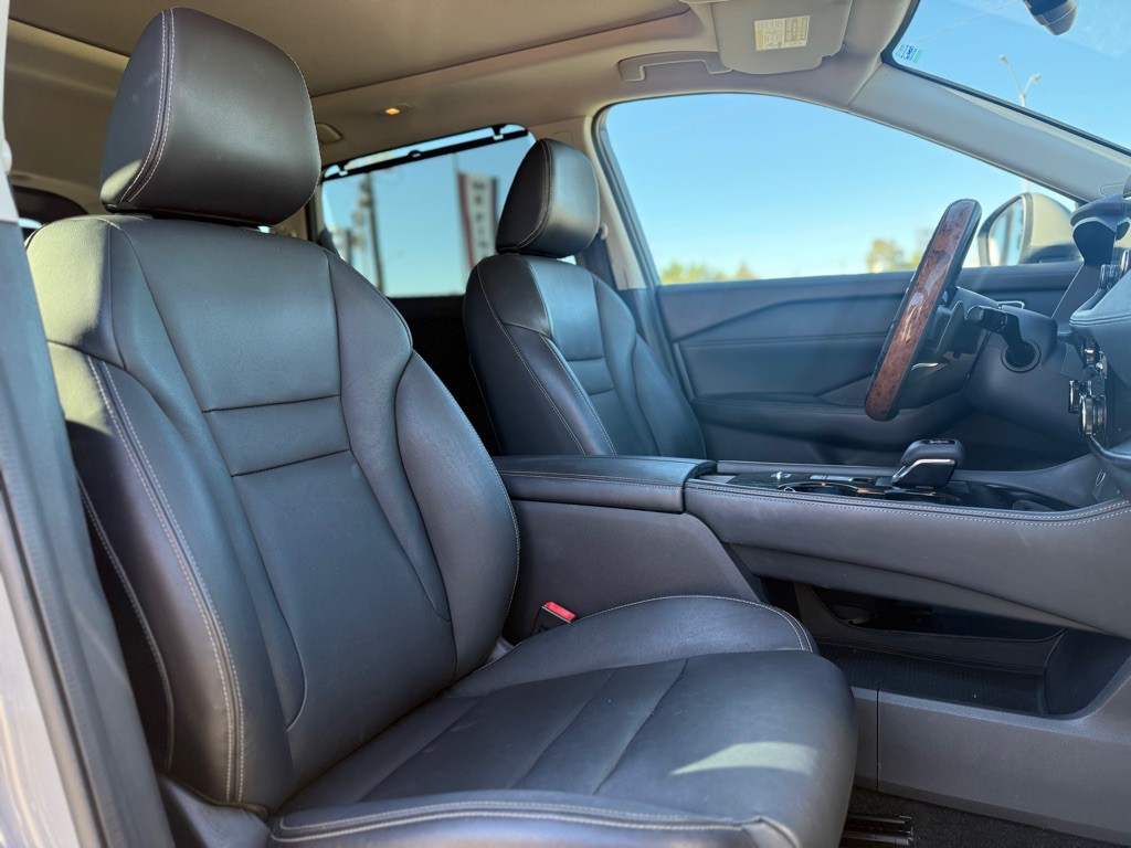 2021 Nissan Rogue Image 13