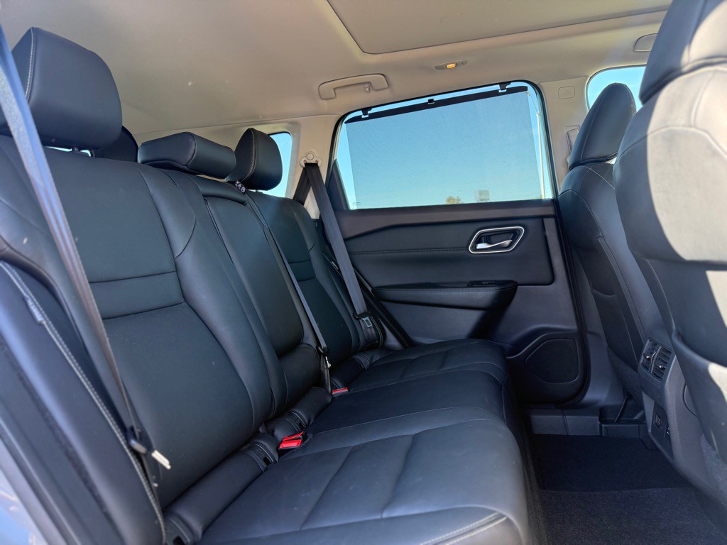 2021 Nissan Rogue Image 15