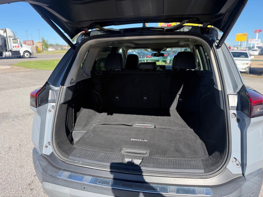 2021 Nissan Rogue Image 17