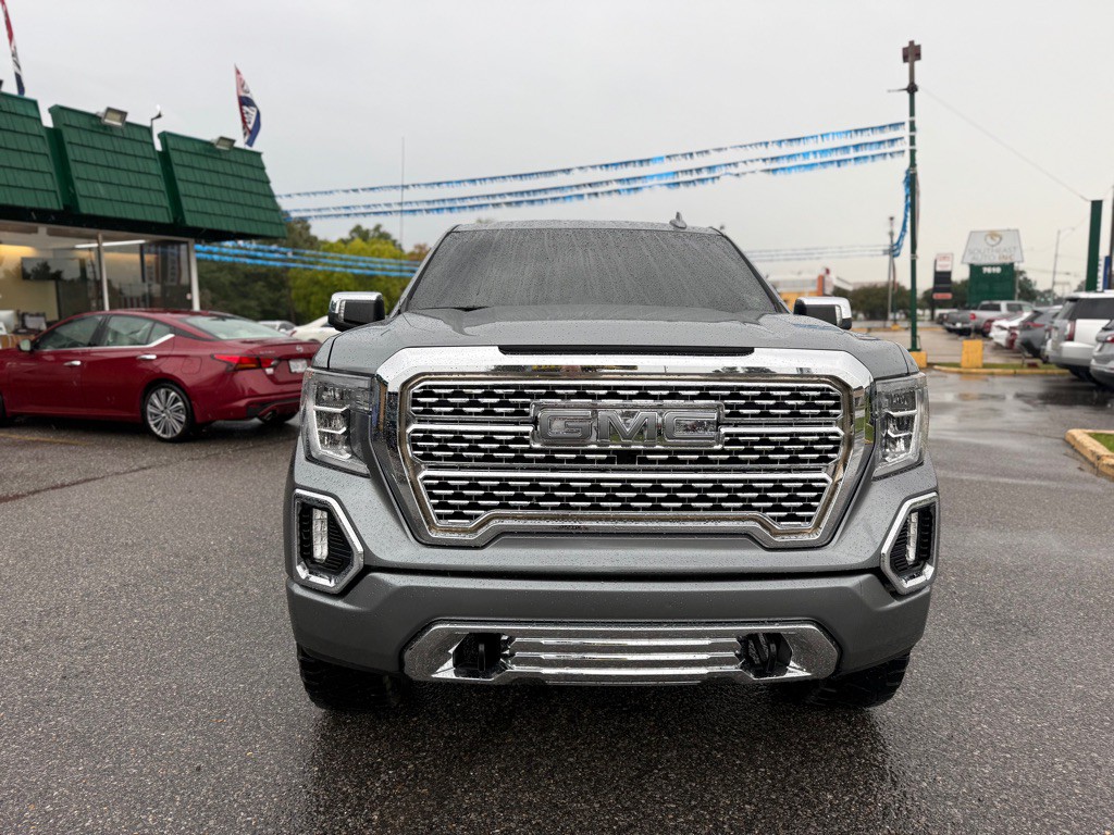 2019 GMC Sierra Image 2