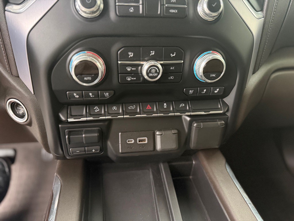 2019 GMC Sierra Image 24