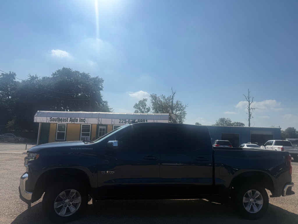 2021 Chevrolet Silverado 1500 Image 1