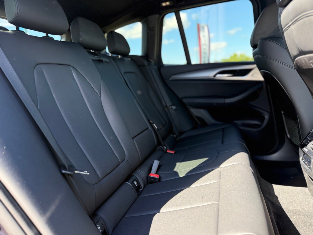 2021 BMW X3 Image 17