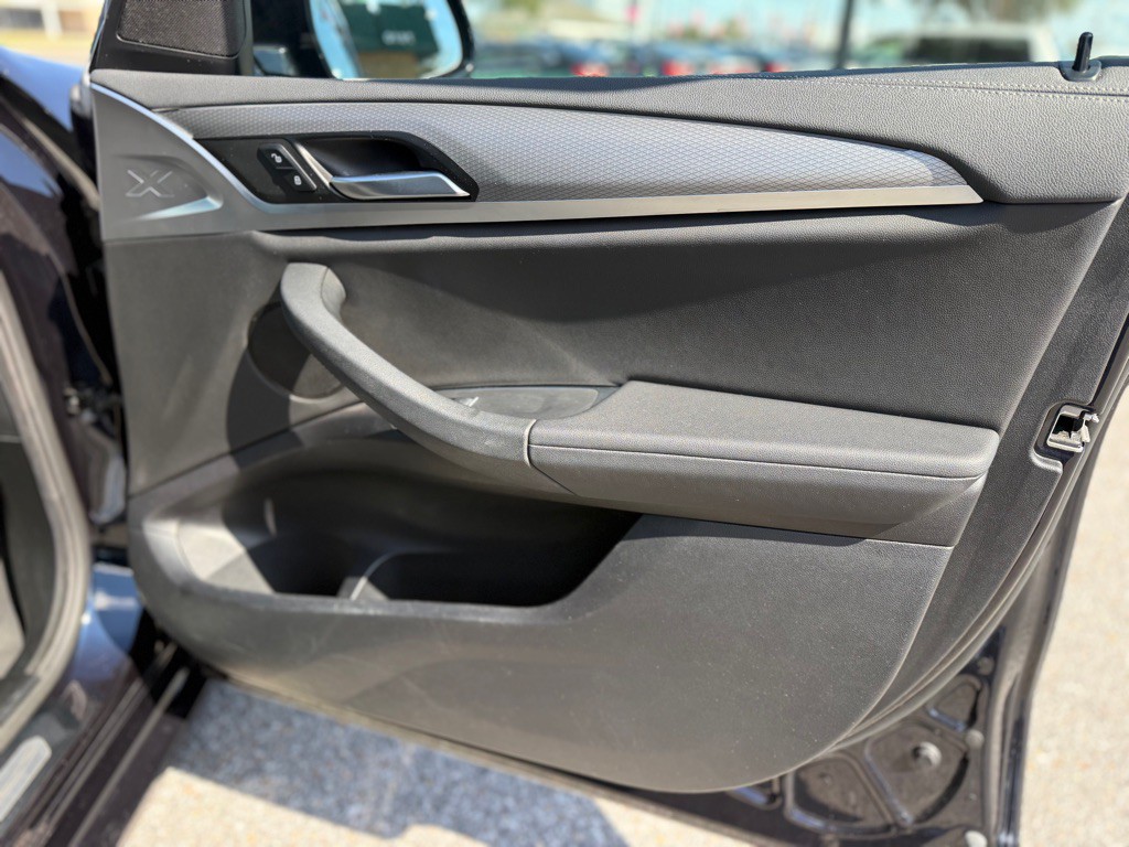 2021 BMW X3 Image 22