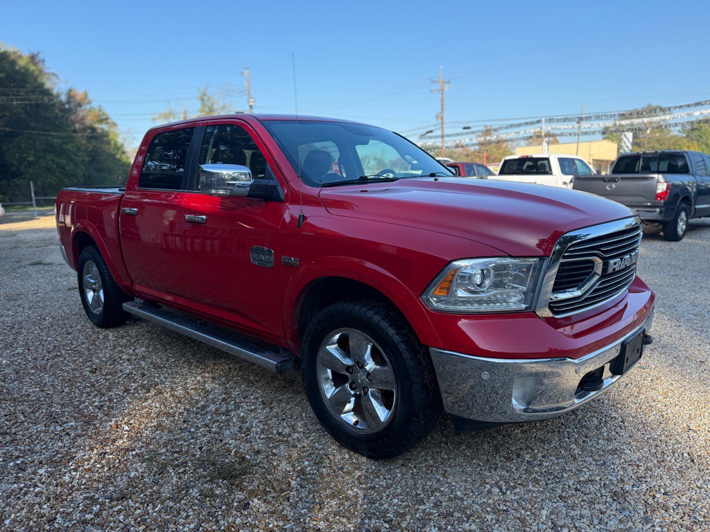 2017 RAM 1500 Image 3