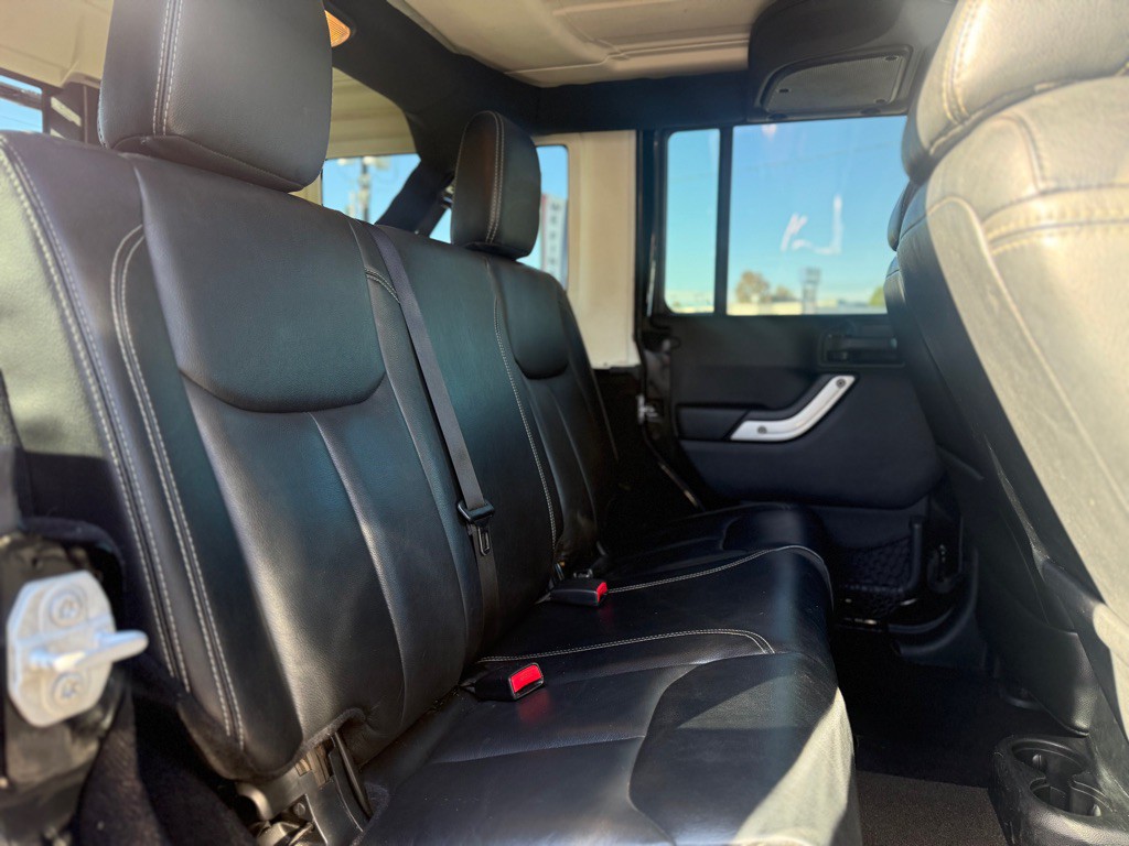2016 Jeep Wrangler Unlimited Image 15