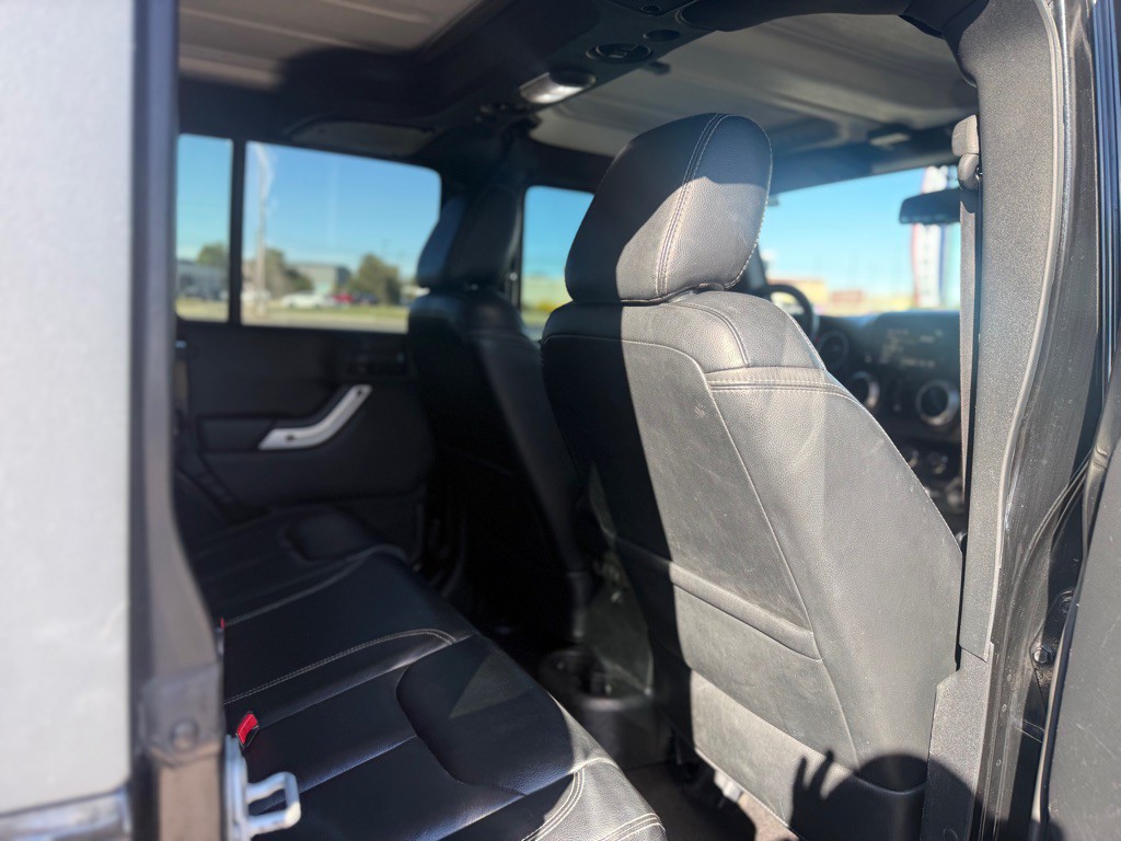 2016 Jeep Wrangler Unlimited Image 16