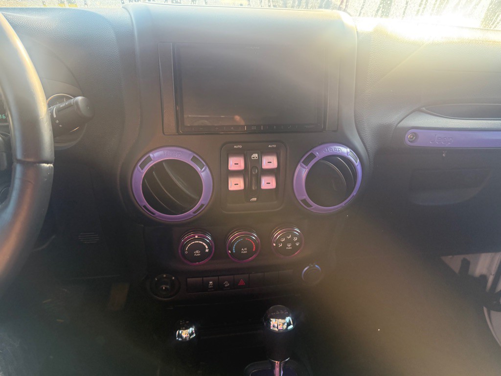 2016 Jeep Wrangler Unlimited Image 12