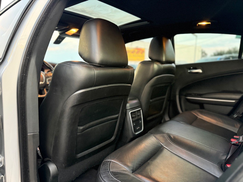 2020 Dodge Charger Image 12