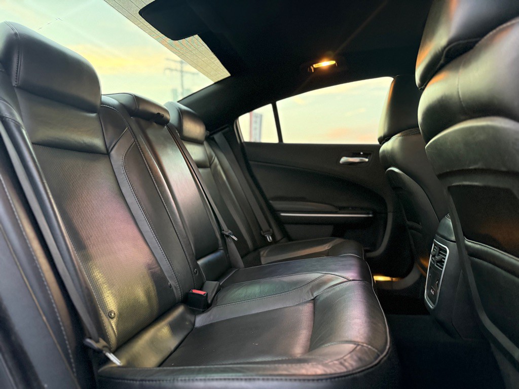 2020 Dodge Charger Image 15