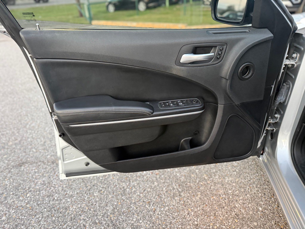 2020 Dodge Charger Image 20