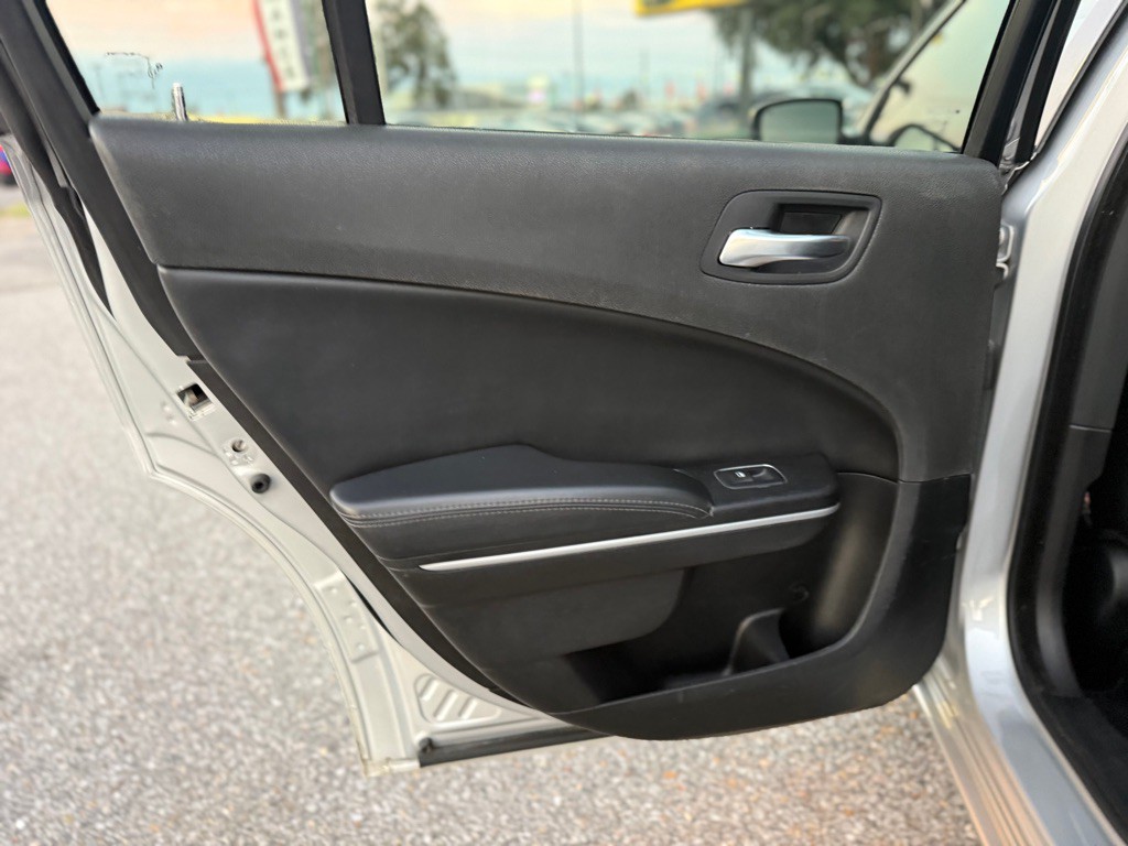 2020 Dodge Charger Image 21