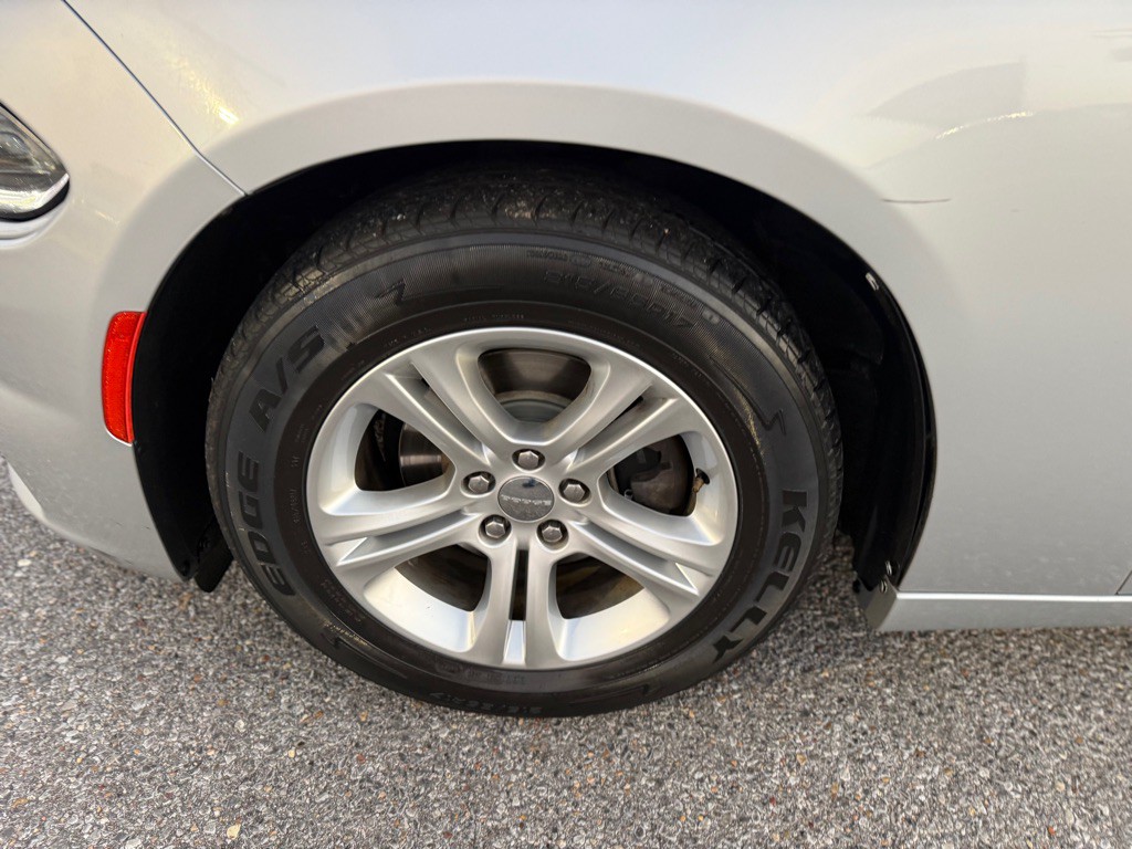 2020 Dodge Charger Image 25