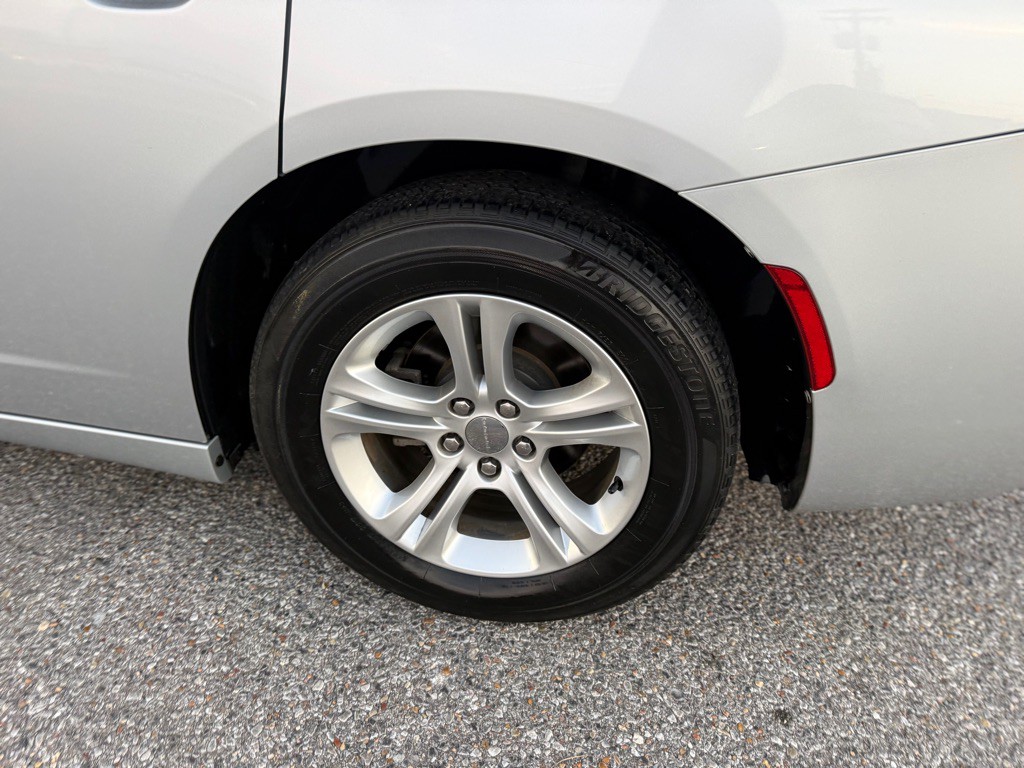 2020 Dodge Charger Image 26