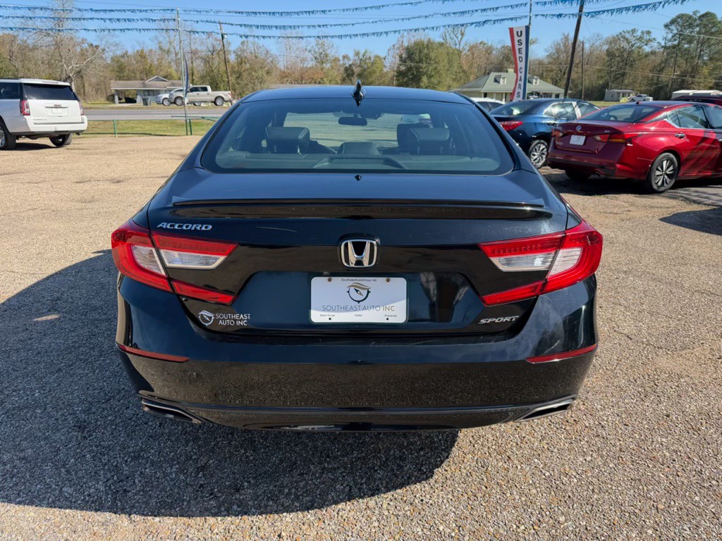 2018 Honda Accord Image 7