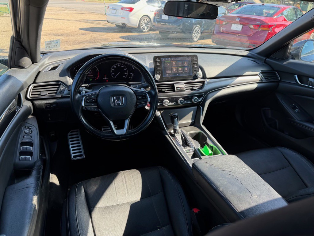 2018 Honda Accord Image 12