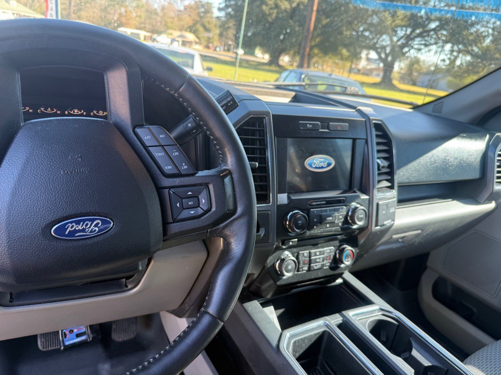 2017 Ford F-150 Image 13