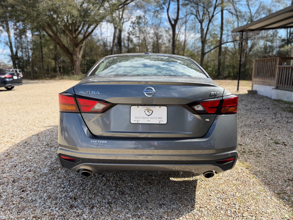 2022 Nissan Altima Image 4