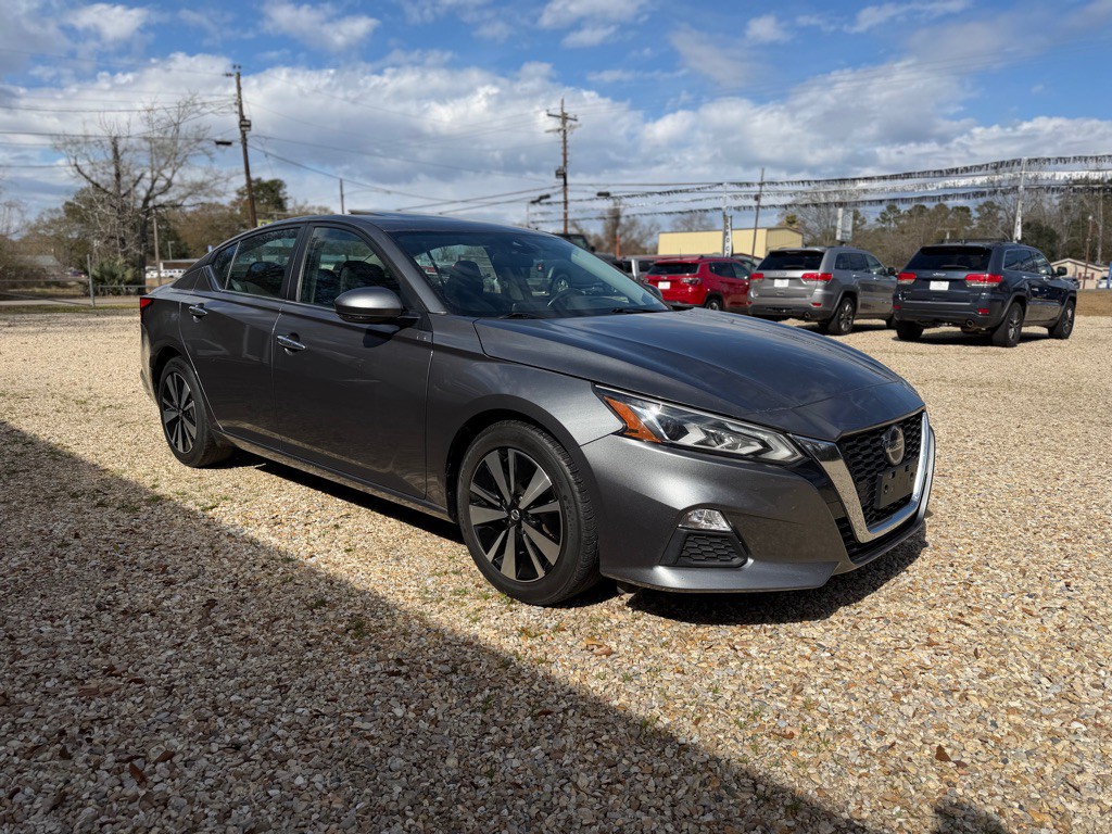 2022 Nissan Altima Image 7