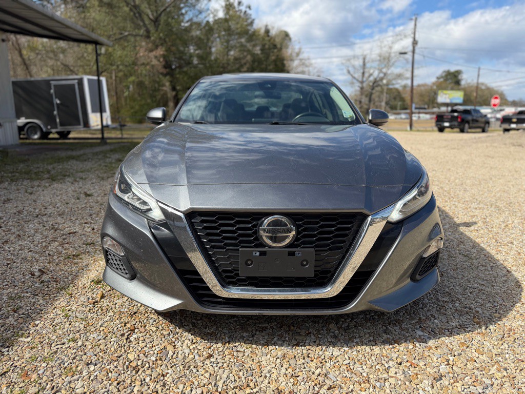 2022 Nissan Altima Image 8