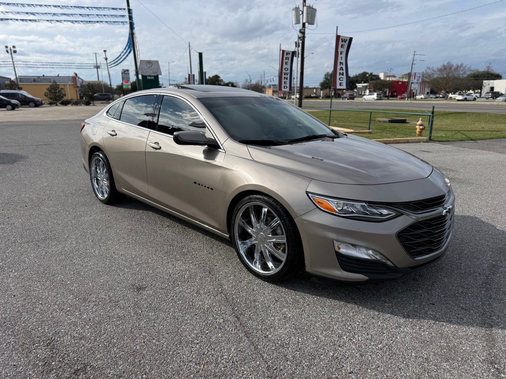 2023 Chevrolet Malibu Image 3